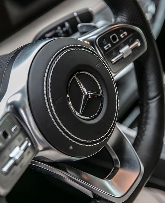 Chauffeur airport transfer service France Chauffeur airport transfer service France